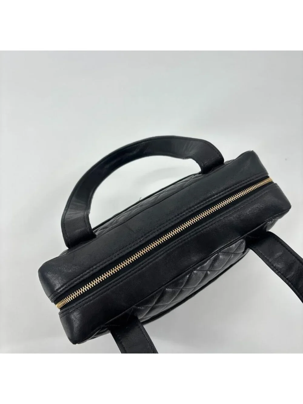 Chanel Super Lambskin CC Logo Tote Black